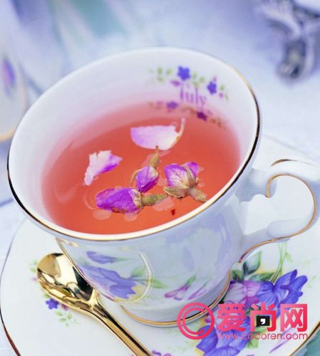 喝什么茶能丰胸美胸 五款丰胸茶让你不再自卑