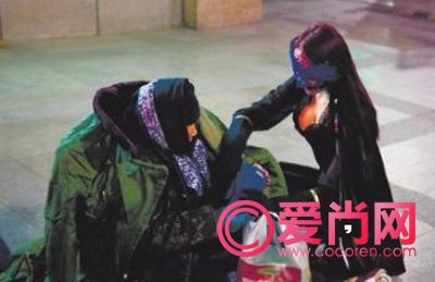 北京紫荆侠着紧身爆乳装“送温暖” 丰胸的最快方法成就美胸
